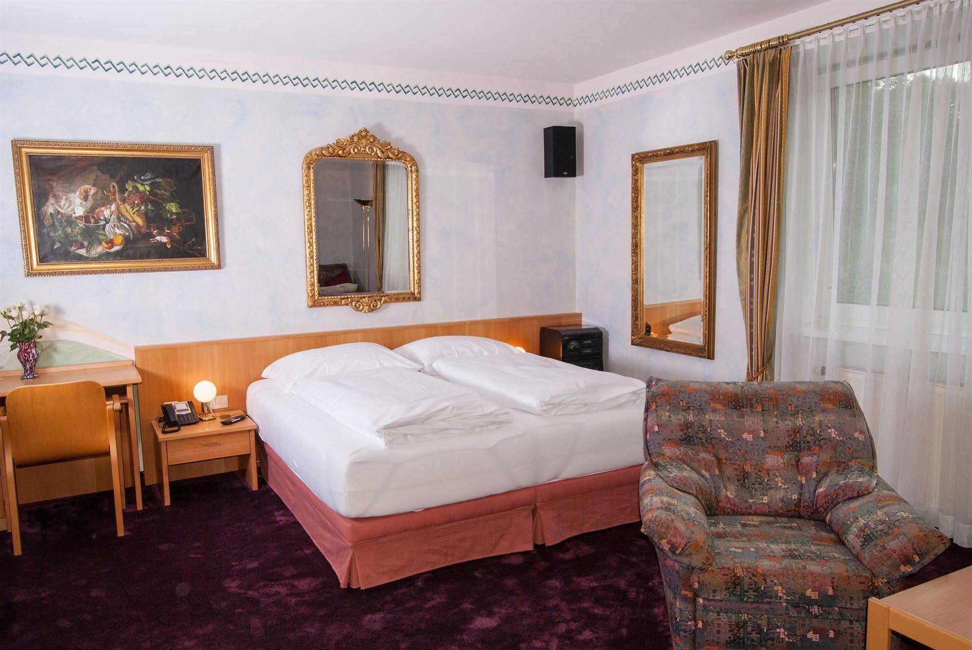 Hotel Residenz Hoessinger Karlstetten Extérieur photo